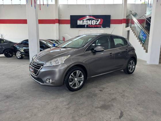 PEUGEOT 208 1.6 GRIFFE 16V FLEX 4P MANUAL PEUGEOT 208 1.6 GRIFFE 16V FLEX 4P MANUAL